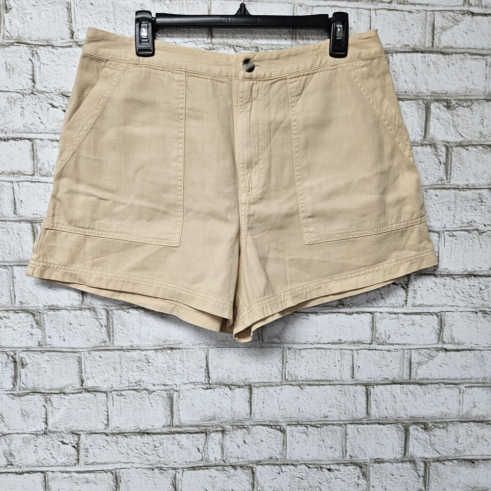 Universal Thread Women's Beige Shorts Size 12 100% Cotton